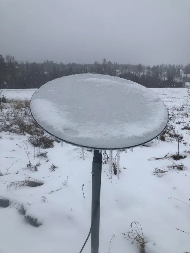 Dirty Starlink Dish Antenna